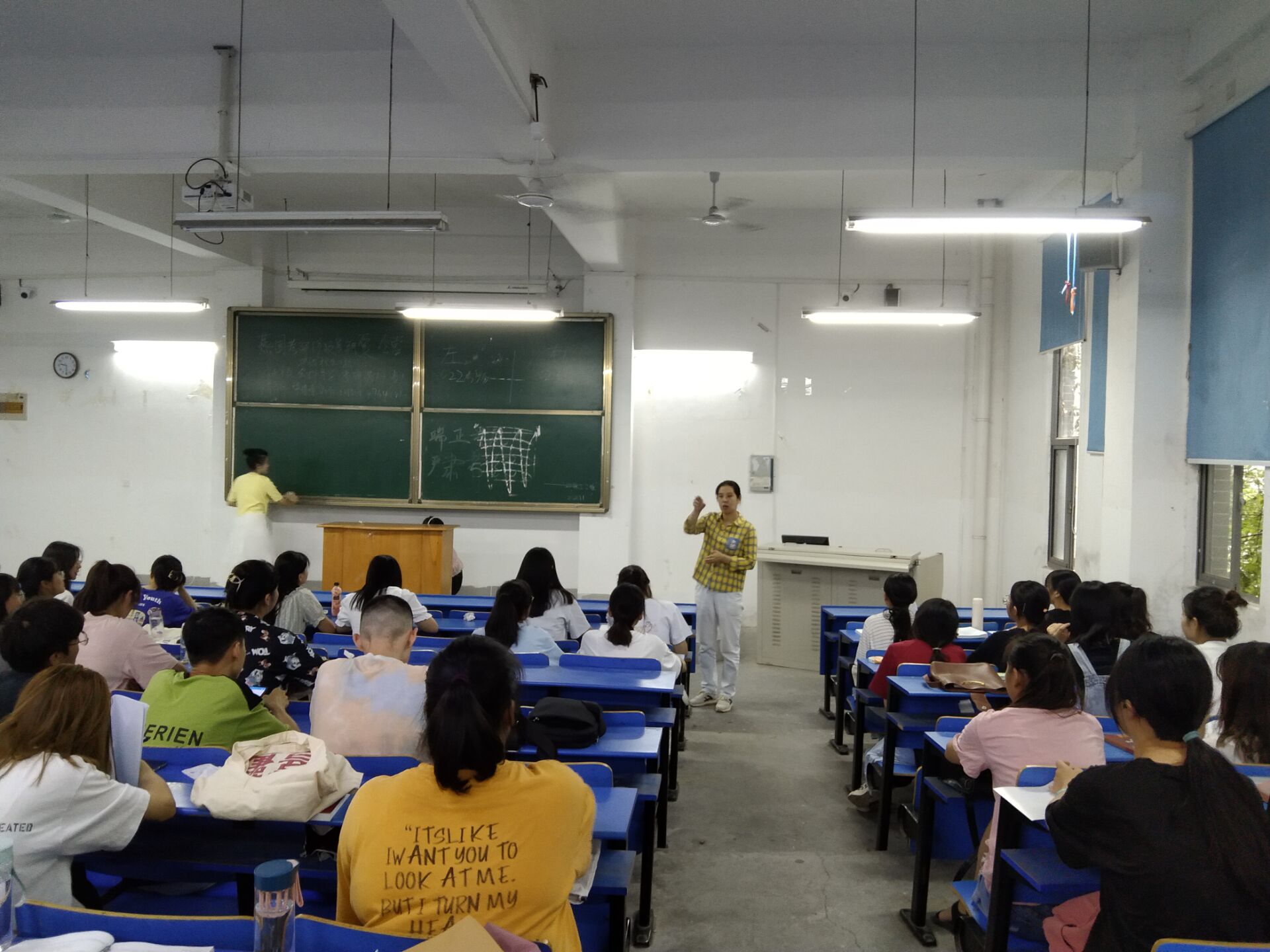 班会1.jpg