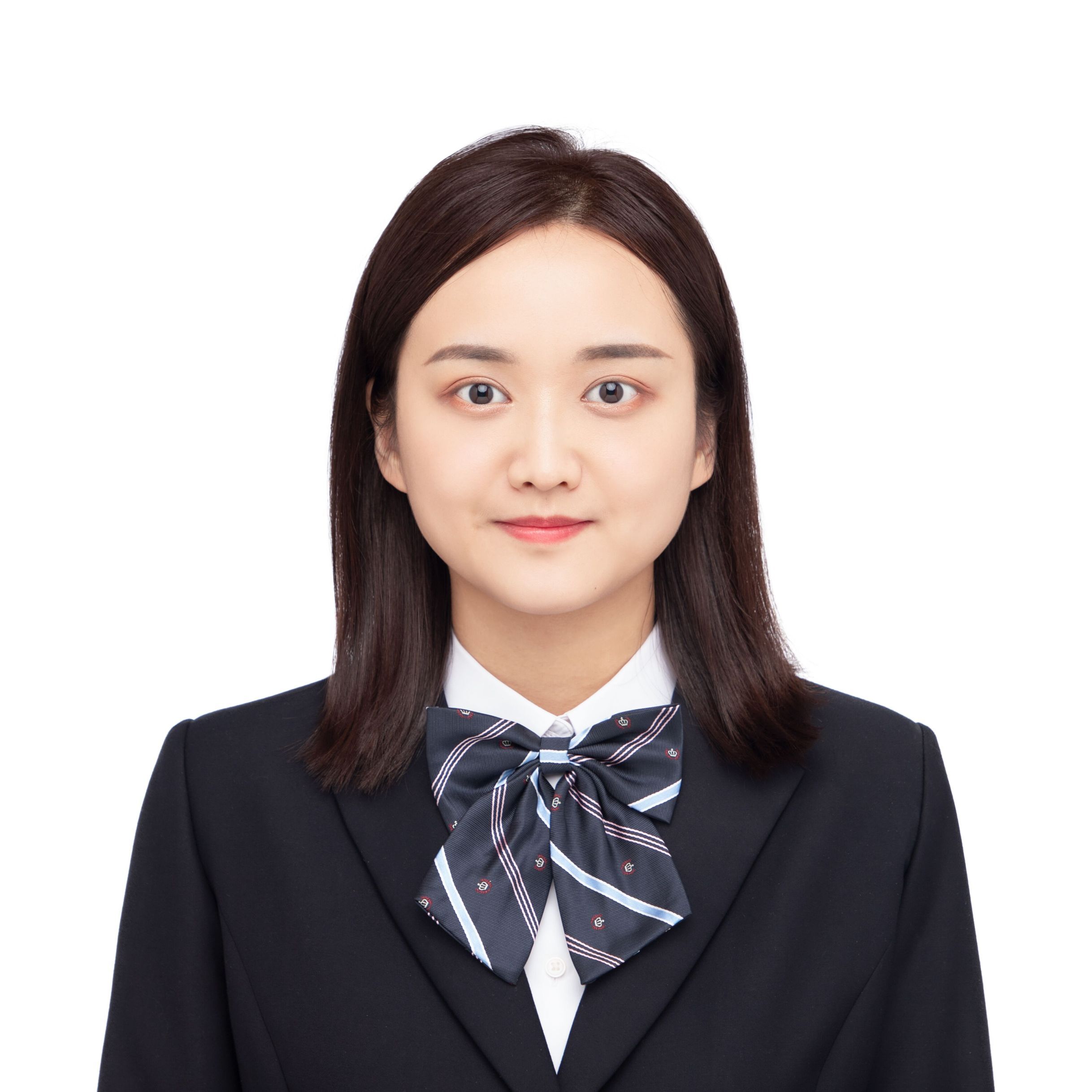 万亦欣 硕士 日本.jpg