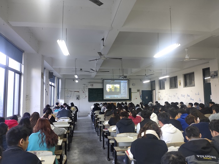 经济发展.jpg