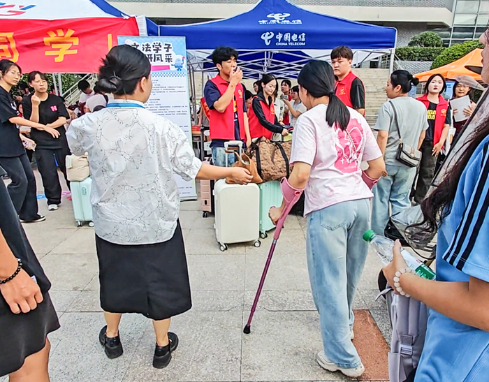 57efdb54338daf06d747b7c9974ebded_副本.jpg