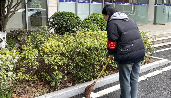 学生二支部学习雷锋精神1_副本.jpg