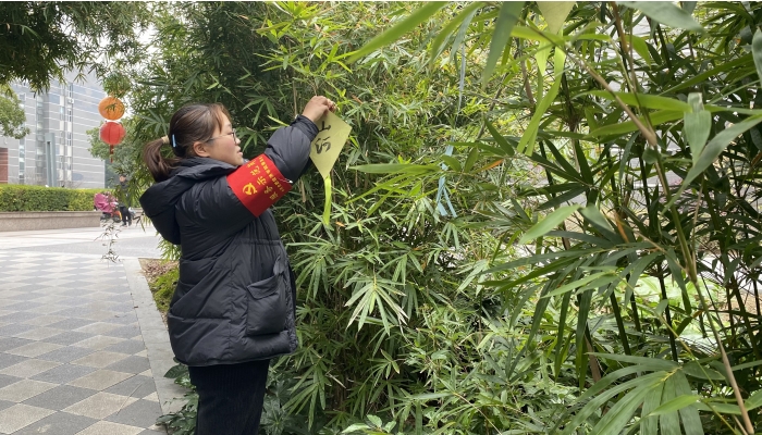 学生二支部学习雷锋精神2_副本.jpg