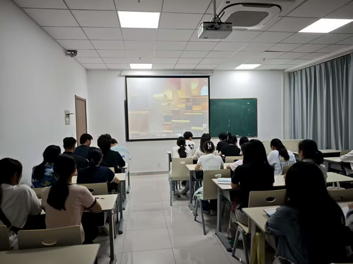 观影1.png