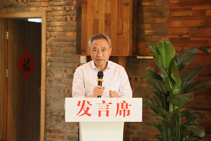 发言照片.jpg