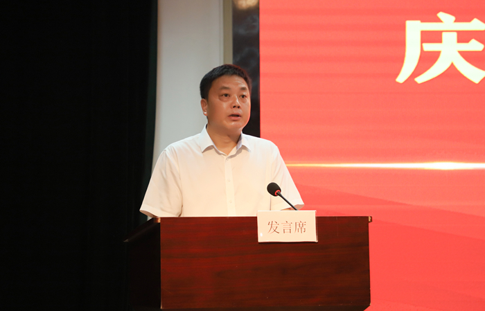 图片11吴.jpg