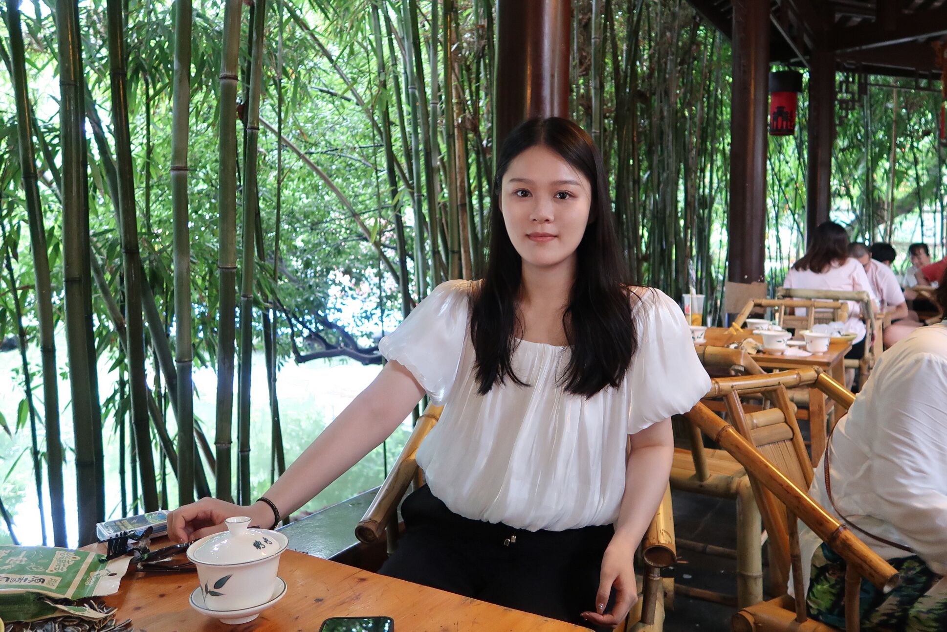 王昕萌.jpg