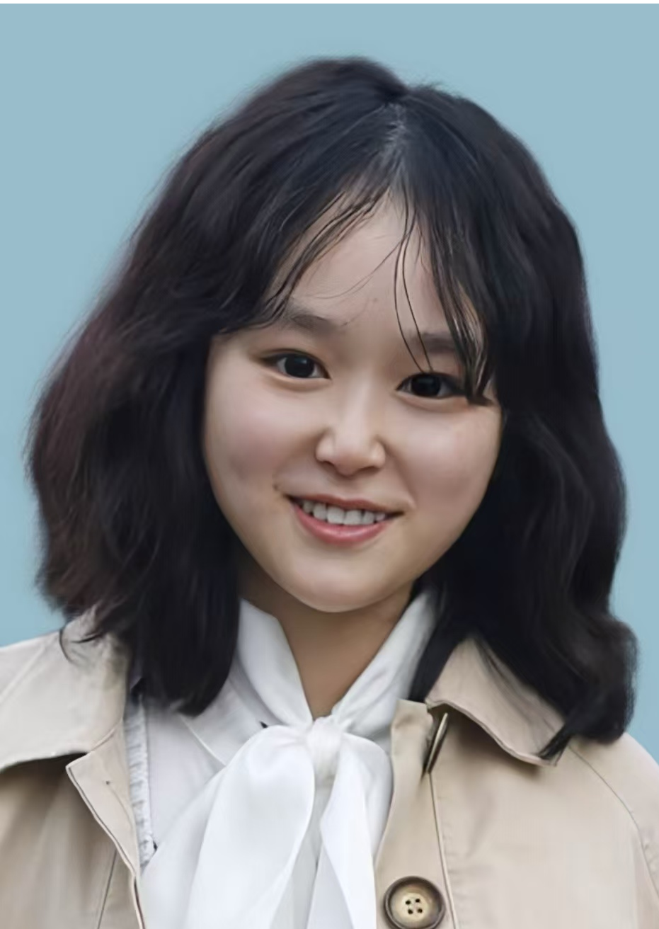 李悦.png