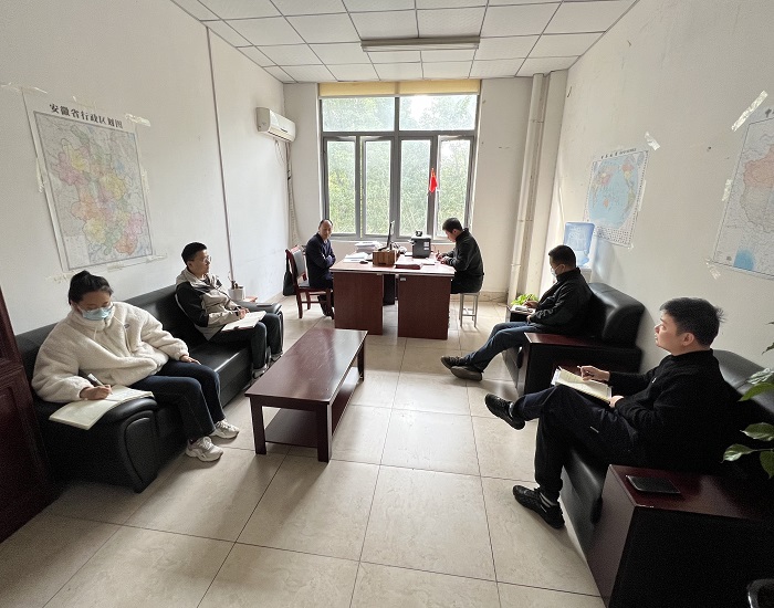 学生处召开3月份部门工作例会图片.jpg